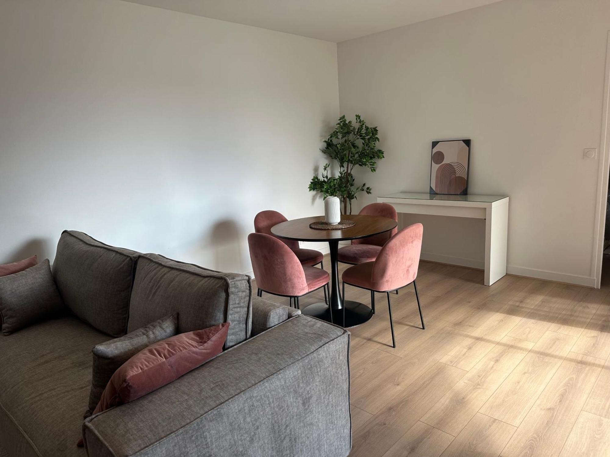 Appartement Proche Paris-Aeroport Cdg-Gare-Disney Villiers-le-Bel Εξωτερικό φωτογραφία